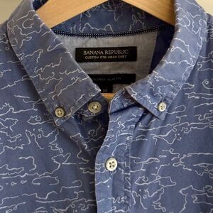 Banana Republic Custom 078 Shirt